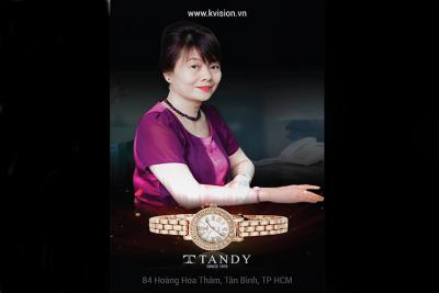 GIÁM ĐỐC TÒA NHÀ SCS MRS THỦY ĐỒNG HÀNH VỚI TANDY